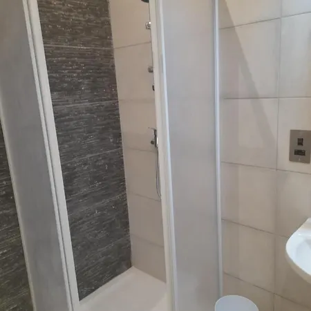 Nicely Furnished 2 Bedroom In Bugibba * San Pawl il-Baħar