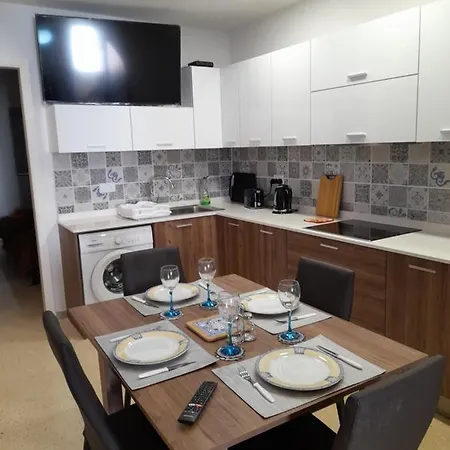 Nicely Furnished 2 Bedroom In Bugibba *